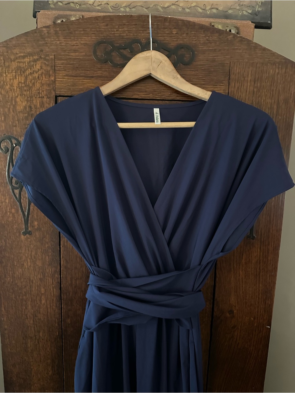 NWT Halara Breezeful V-Neck Navy Wrap-Style Midi Dress w/ Pockets Size XL - Picture 5 of 13